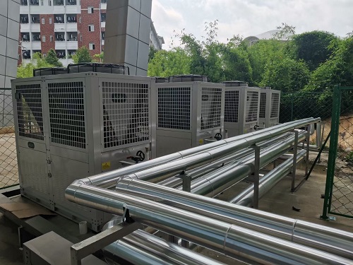 贵州医科大学采用了草莓APP下载在线观看空气源热泵