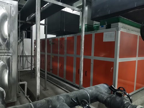 贵州医科大学采用了草莓APP下载在线观看三集一体恒温除湿热泵